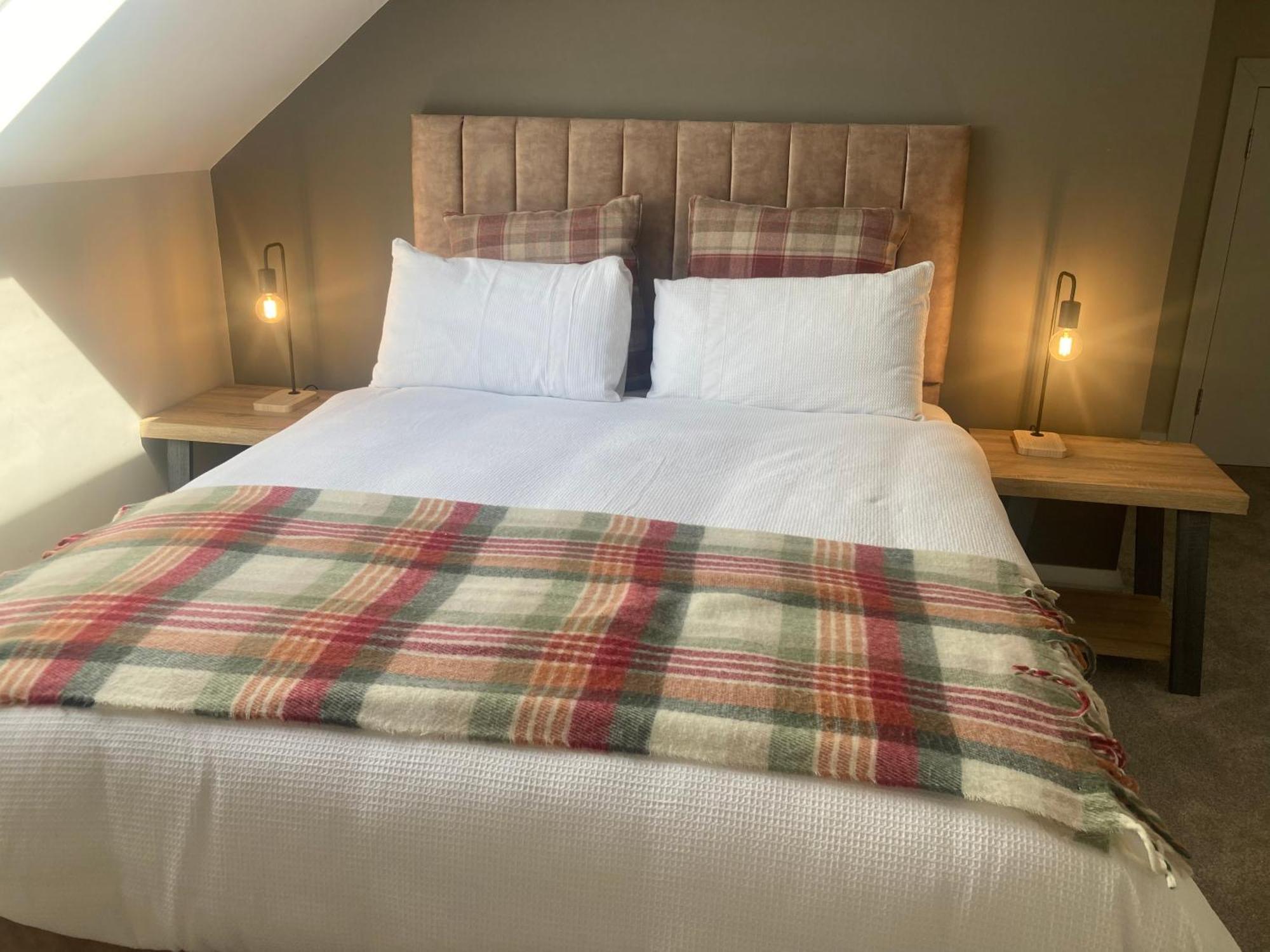 Luxury Country Escape Lejlighed Ennis Eksteriør billede
