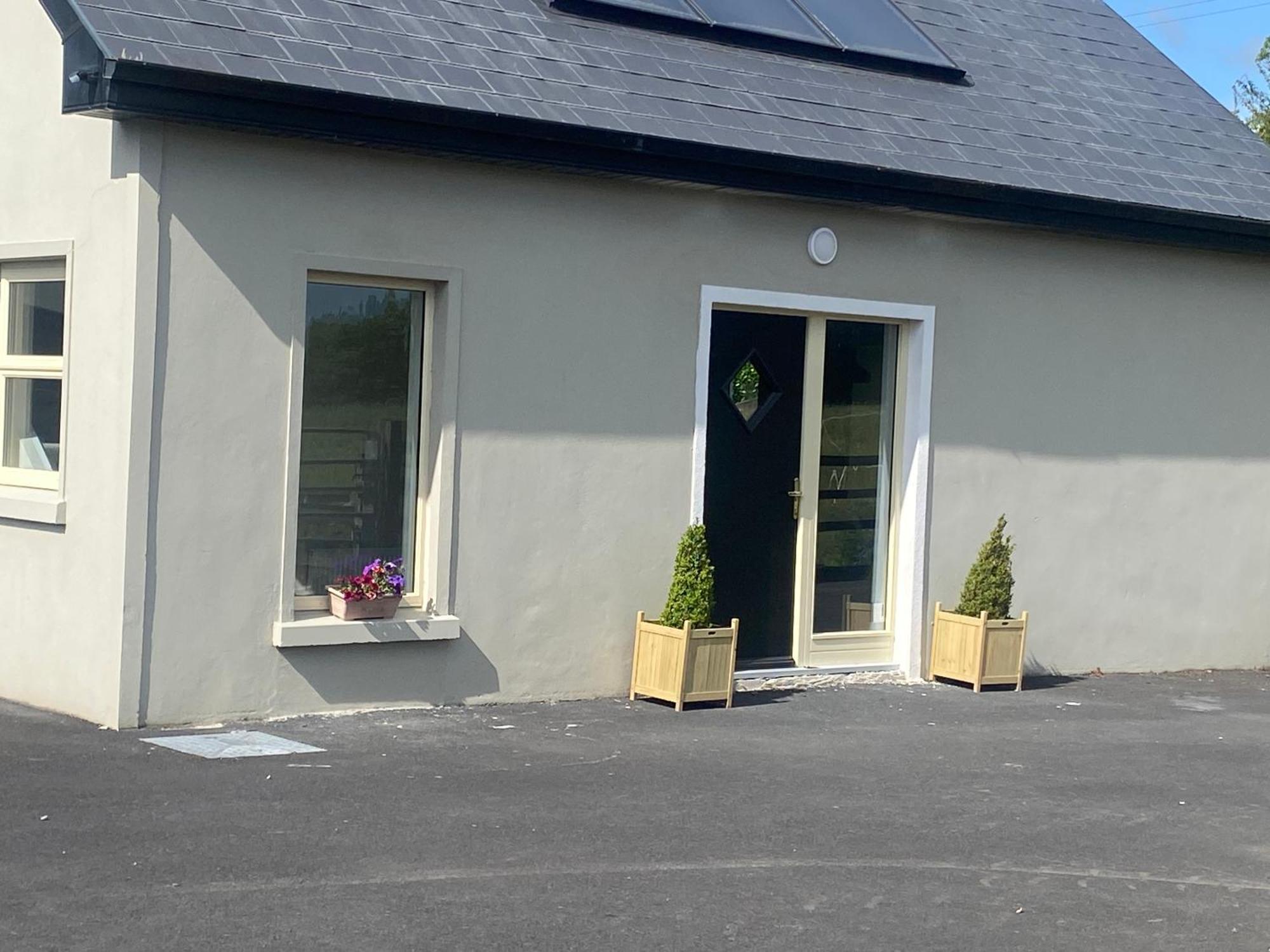 Luxury Country Escape Lejlighed Ennis Eksteriør billede